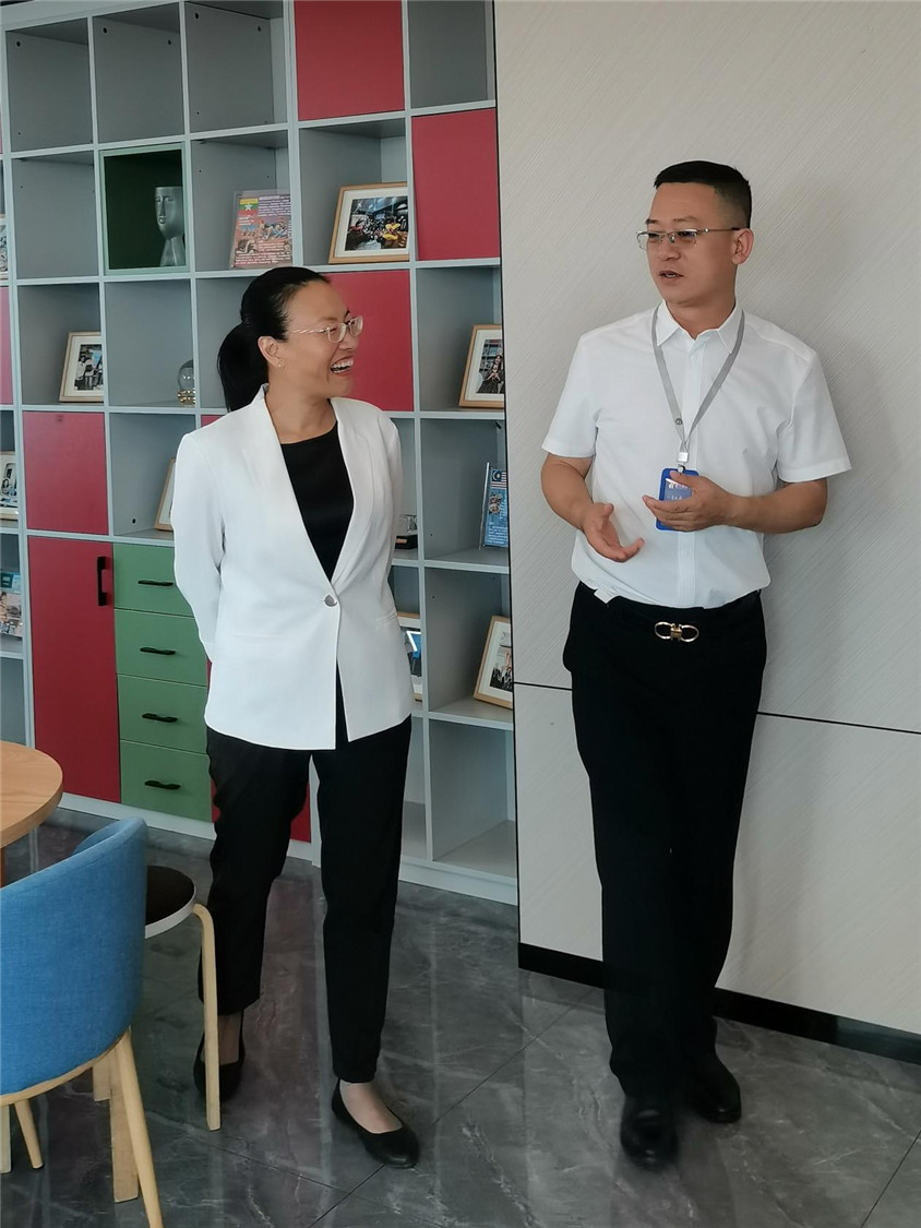 区向导莅临指导，，，，相助助力自贸港